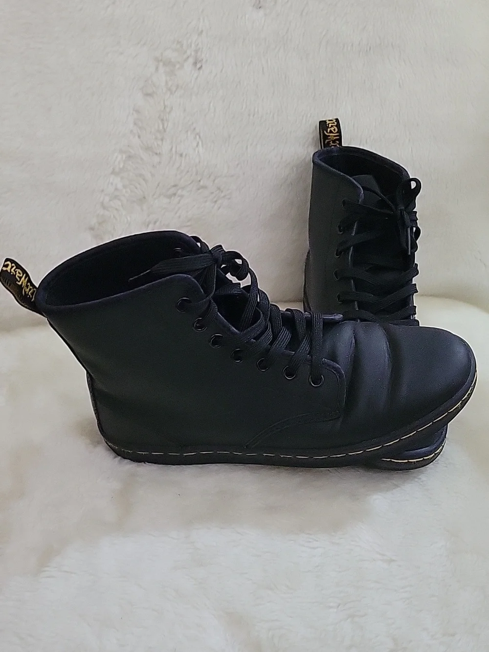 DR MARTENS Shoreditch Greasy Women's Combat Boots. Size 7 L. Black Boots. - Picture 5 of 16